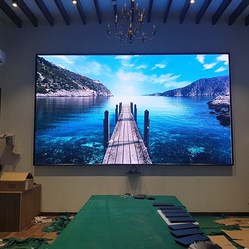 Indoor P2